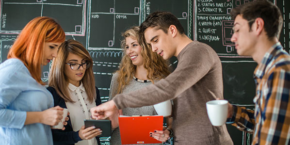 Adapter le management et les outils RH aux nouveaux modes d’organisation