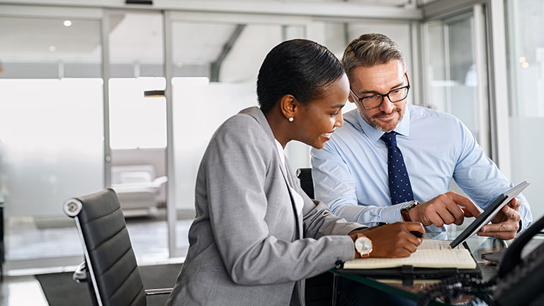 ADP Celergo ou Workforce Manager : quelle solution de paie choisir pour votre entreprise ?