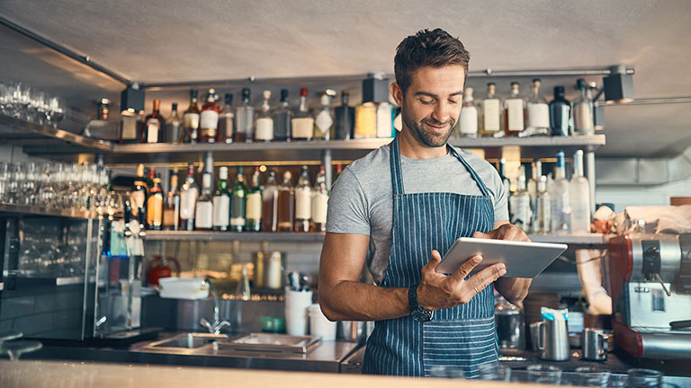 Les étapes pour mettre en place un système de paie dans les petites entreprises
